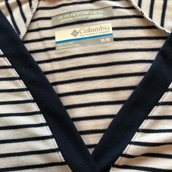 Columbia Long Sleeves Top - Picture 2 of 2